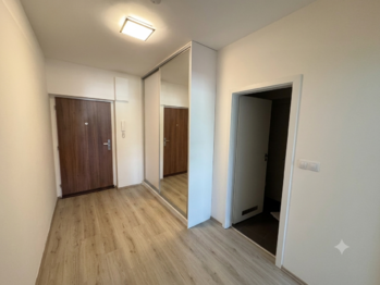 Pronájem bytu 2+kk v osobním vlastnictví 58 m², Hradec Králové