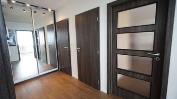 Pronájem bytu 3+kk v osobním vlastnictví 54 m², Praha 8 - Bohnice