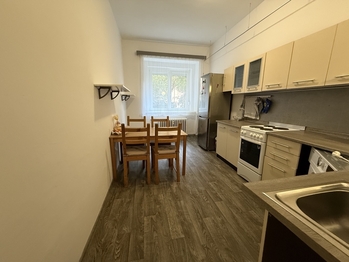 Pronájem bytu 2+kk v osobním vlastnictví 36 m², Praha 5 - Smíchov