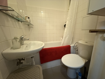 Pronájem bytu 2+kk v osobním vlastnictví 36 m², Praha 5 - Smíchov