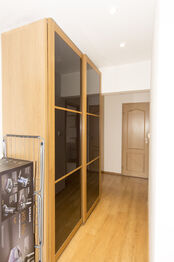 předsíň - Pronájem bytu 4+1 v osobním vlastnictví 88 m², Praha 4 - Modřany