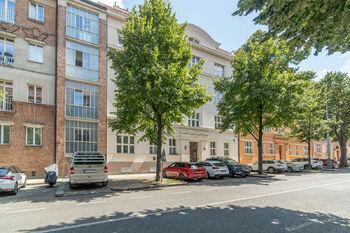 Pronájem bytu 2+kk v osobním vlastnictví 62 m², Praha 6 - Bubeneč