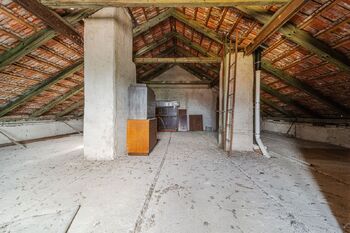 Prodej domu 190 m², Hrušovany u Brna