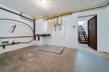 Prodej domu 190 m², Hrušovany u Brna