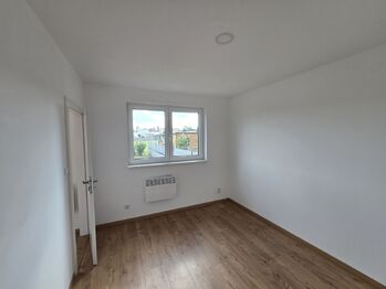 Pronájem domu 43 m², Praha 9 - Klánovice