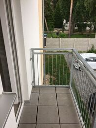 Balkón - Pronájem bytu 2+kk v osobním vlastnictví 64 m², Praha 9 - Klánovice
