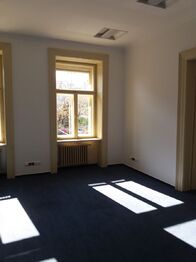 Pronájem kancelářských prostor 332 m², Praha 1 - Nové Město