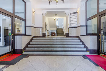 Pronájem kancelářských prostor 315 m², Praha 1 - Nové Město