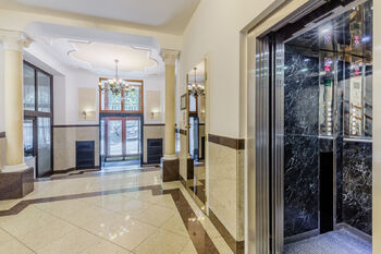 Pronájem kancelářských prostor 172 m², Praha 1 - Nové Město