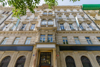 Pronájem kancelářských prostor 172 m², Praha 1 - Nové Město