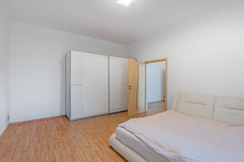 Pronájem bytu 4+kk v osobním vlastnictví 111 m², Praha 5 - Smíchov