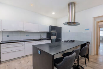 Pronájem bytu 4+kk v osobním vlastnictví 111 m², Praha 5 - Smíchov