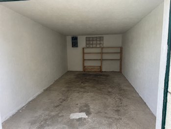 Prodej garáže 20 m², Český Brod