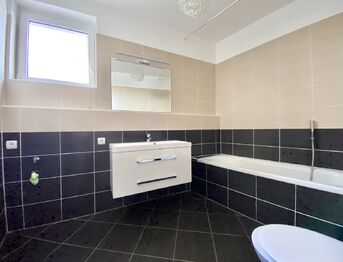 Pronájem bytu 2+kk v osobním vlastnictví 53 m², Praha 9 - Střížkov