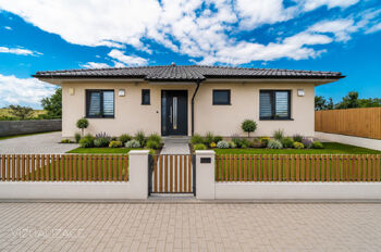 Prodej domu 114 m², Dobelice