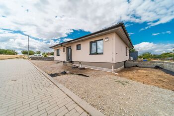 Prodej domu 114 m², Dobelice