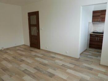 Pronájem bytu 1+kk v osobním vlastnictví 33 m², Praha 4 - Modřany