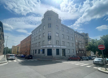 Pronájem bytu 1+kk v osobním vlastnictví 30 m², Praha 8 - Libeň
