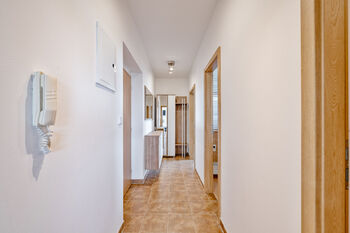 Prodej bytu 2+kk v osobním vlastnictví 61 m², Praha 10 - Kolovraty