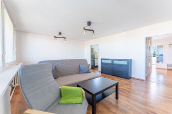 obývací pokoj - Pronájem bytu 3+kk v osobním vlastnictví 80 m², Unhošť
