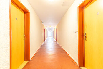chodba - Prodej bytu 1+kk v osobním vlastnictví 39 m², Praha 9 - Letňany