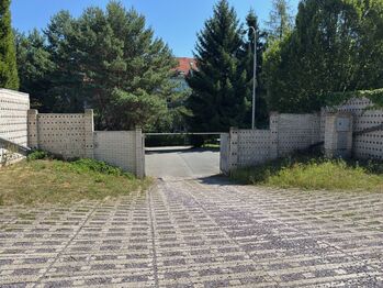 Pronájem garáže 150 m², Brno