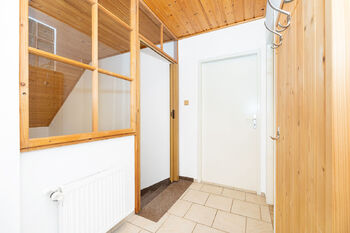 chodba 2. patro - Prodej domu 220 m², Sezemice