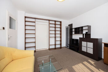 pokoj v 1. patře - Prodej domu 220 m², Sezemice