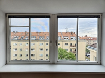 Prodej bytu atypický v osobním vlastnictví 110 m², Praha 10 - Vršovice