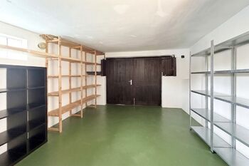 garáž - Prodej domu 108 m², Praha 10 - Kolovraty