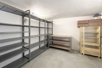 dílna - Prodej domu 108 m², Praha 10 - Kolovraty