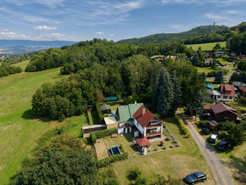 Prodej chaty / chalupy 76 m², Kostomlaty pod Milešovkou