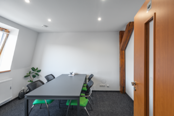 jednací místnost - Prodej kancelářských prostor 450 m², Litvínov