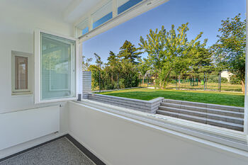 Veranda - Prodej bytu 2+1 v osobním vlastnictví 76 m², Slaný