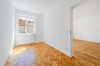 Pokoj - Prodej bytu 3+1 v osobním vlastnictví 84 m², Slaný