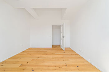 Pokoj - Prodej bytu 3+kk v osobním vlastnictví 77 m², Slaný