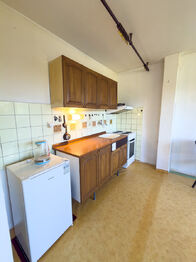 kuchyňský kout - Prodej bytu 1+kk v osobním vlastnictví 25 m², Příbram