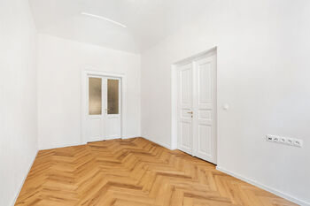 Prodej bytu 2+1 v osobním vlastnictví 69 m², Praha 8 - Karlín