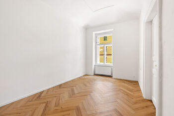 Prodej bytu 2+1 v osobním vlastnictví 69 m², Praha 8 - Karlín