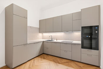 Prodej bytu 2+1 v osobním vlastnictví 69 m², Praha 8 - Karlín