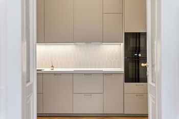 Prodej bytu 2+1 v osobním vlastnictví 69 m², Praha 8 - Karlín