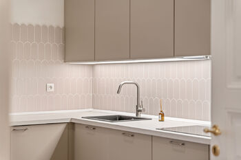 Prodej bytu 2+1 v osobním vlastnictví 69 m², Praha 8 - Karlín
