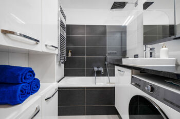 Prodej bytu 3+kk v osobním vlastnictví 84 m², Praha 9 - Kbely