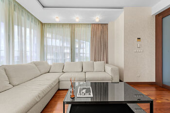 Prodej bytu 2+kk v osobním vlastnictví 72 m², Praha 3 - Žižkov