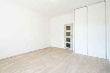 Pronájem bytu 1+1 v osobním vlastnictví 38 m², Brno