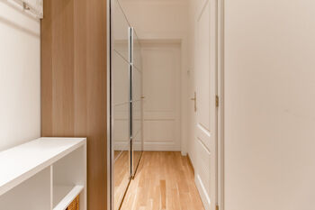 Pronájem bytu 1+kk v osobním vlastnictví 35 m², Praha 5 - Smíchov