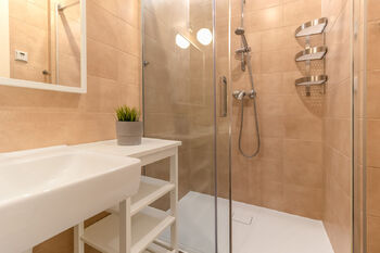 Pronájem bytu 1+kk v osobním vlastnictví 35 m², Praha 5 - Smíchov