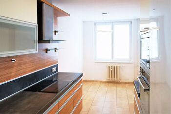 Pronájem bytu 4+1 v osobním vlastnictví 85 m², Brno