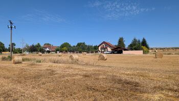 Prodej pozemku 1998 m², Chmelná