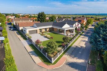 Prodej pozemku 905 m², Nehvizdy